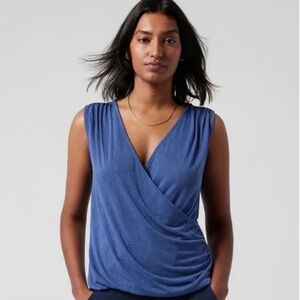 Athleta Tank Top Breezy Wrap Blue Size M Lightweight Sleeveless V-Neck Casual